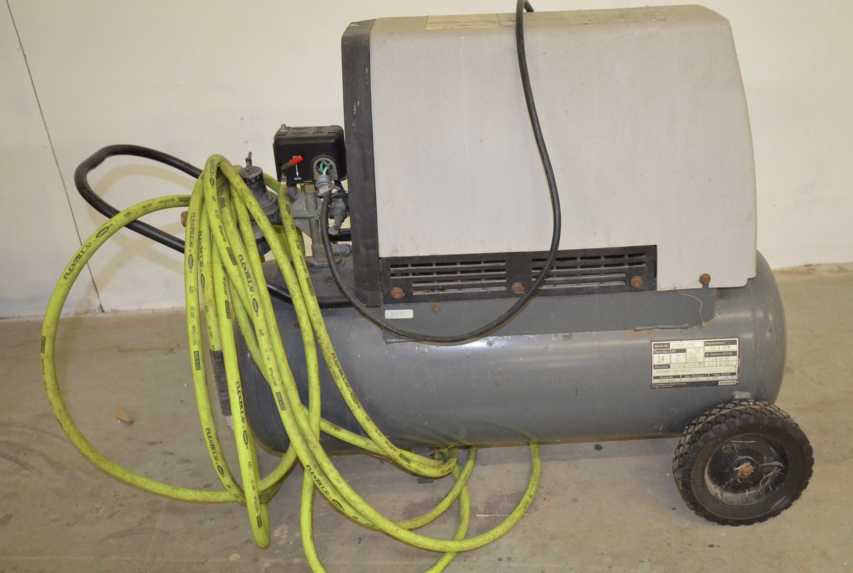 Image for 2000 FORD F350, ENCLOSED TRAILER, 100+ MORGAN  SILVER DOLLARS, 18 STEAMER TRUNKS, TOOLS & MORE!