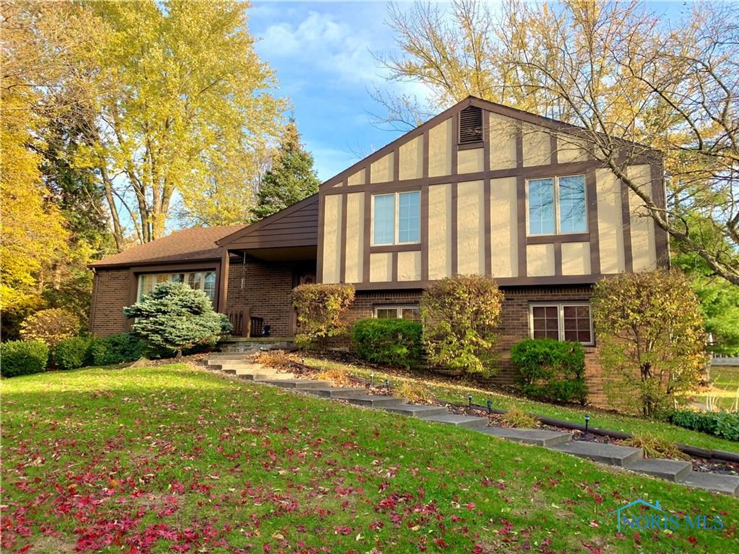 Image for 512 Van Buren Court, Bowling Green, OH  43402