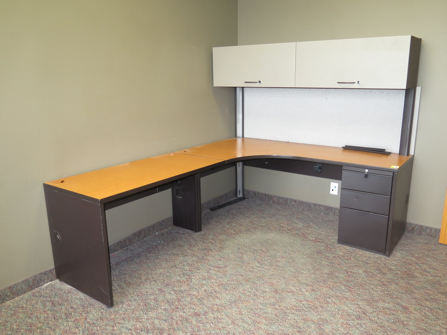 Image for Office Furniture: Executive Offices, Panel Systems, Conference Rooms, More