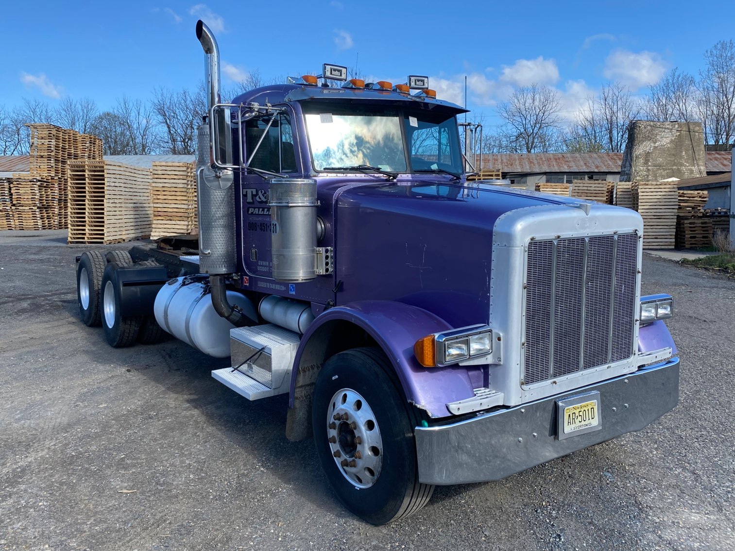 Image for Pallet Manufacturer -Peterbilt Tractors & Trailers