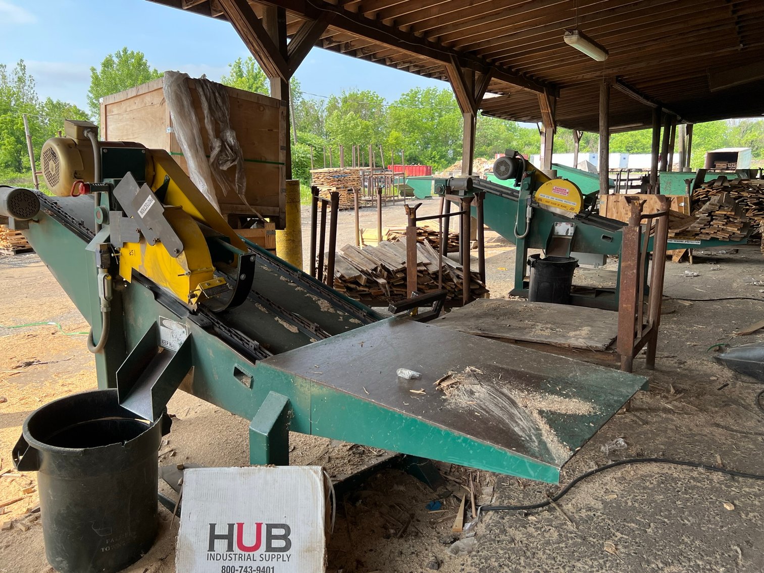 Image for Pallet Manufacturer -Peterbilt Tractors & Trailers