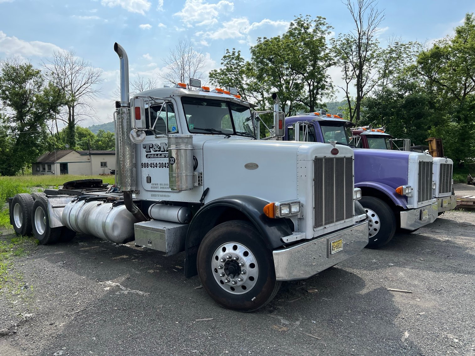 Image for Pallet Manufacturer -Peterbilt Tractors & Trailers