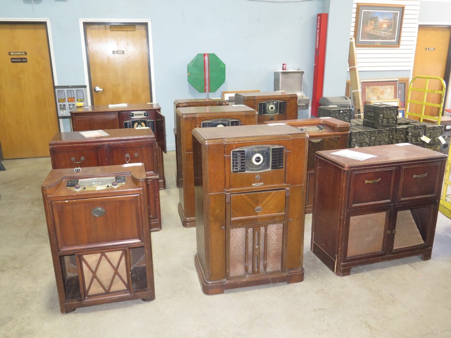 Image for Vintage Radios, Oscilloscopes, Stereo Equipment & More