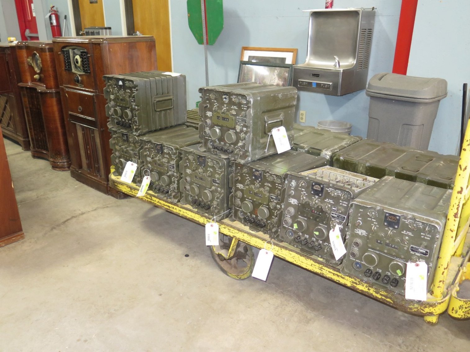 Image for Vintage Radios, Oscilloscopes, Stereo Equipment & More