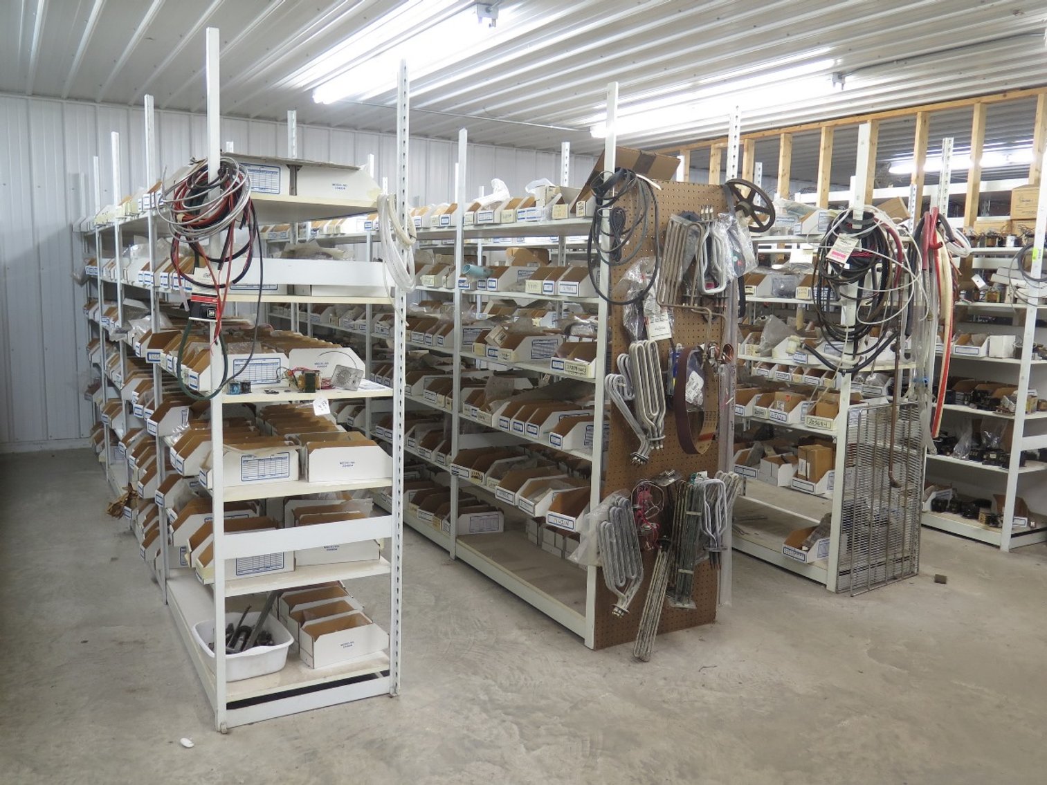 Image for Restaurant Equipment Dealer Liquidation, Material Handling & Shop Equipment