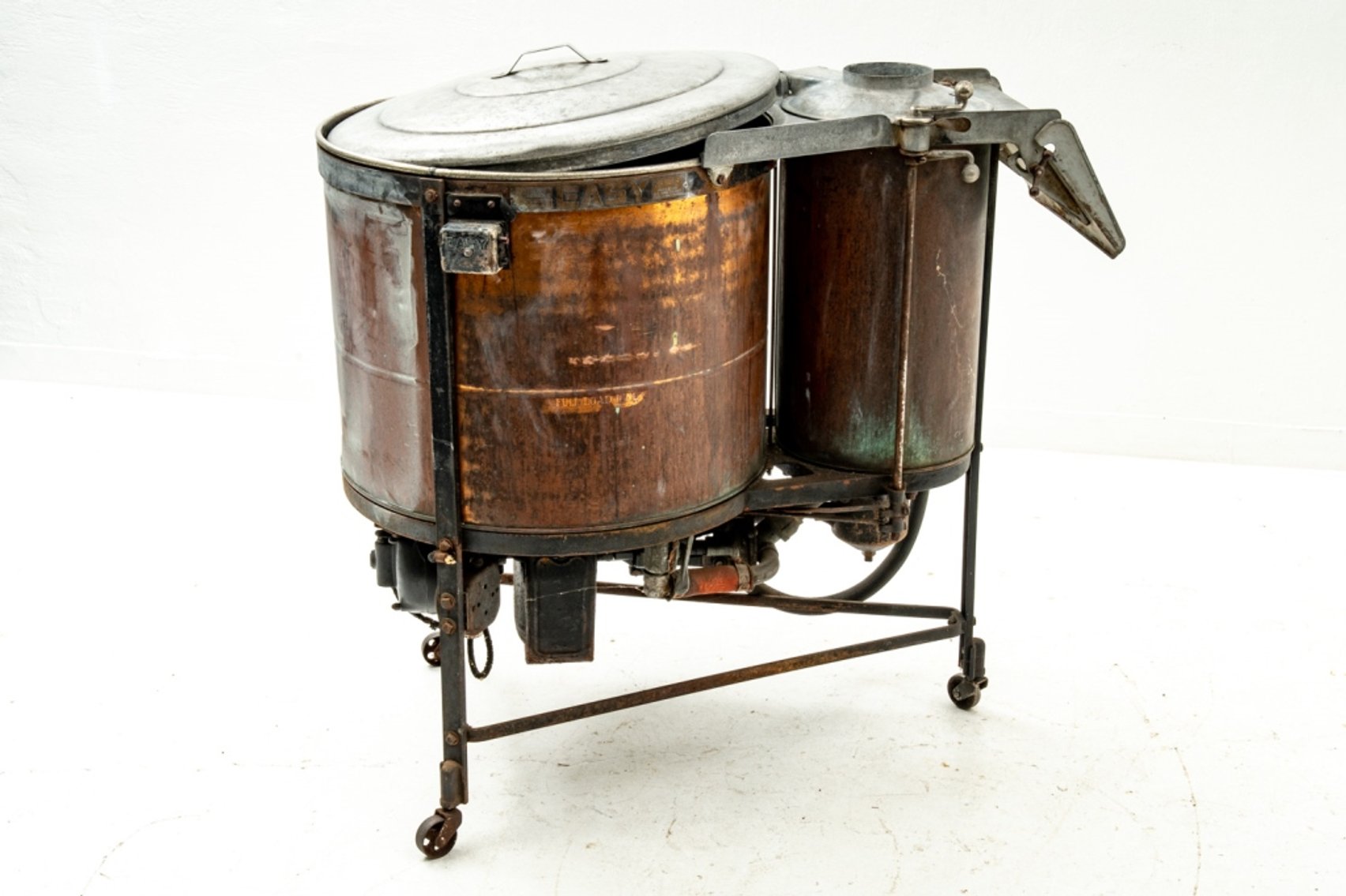 Image for Multi Consignor Online Auction  - Red Gallery