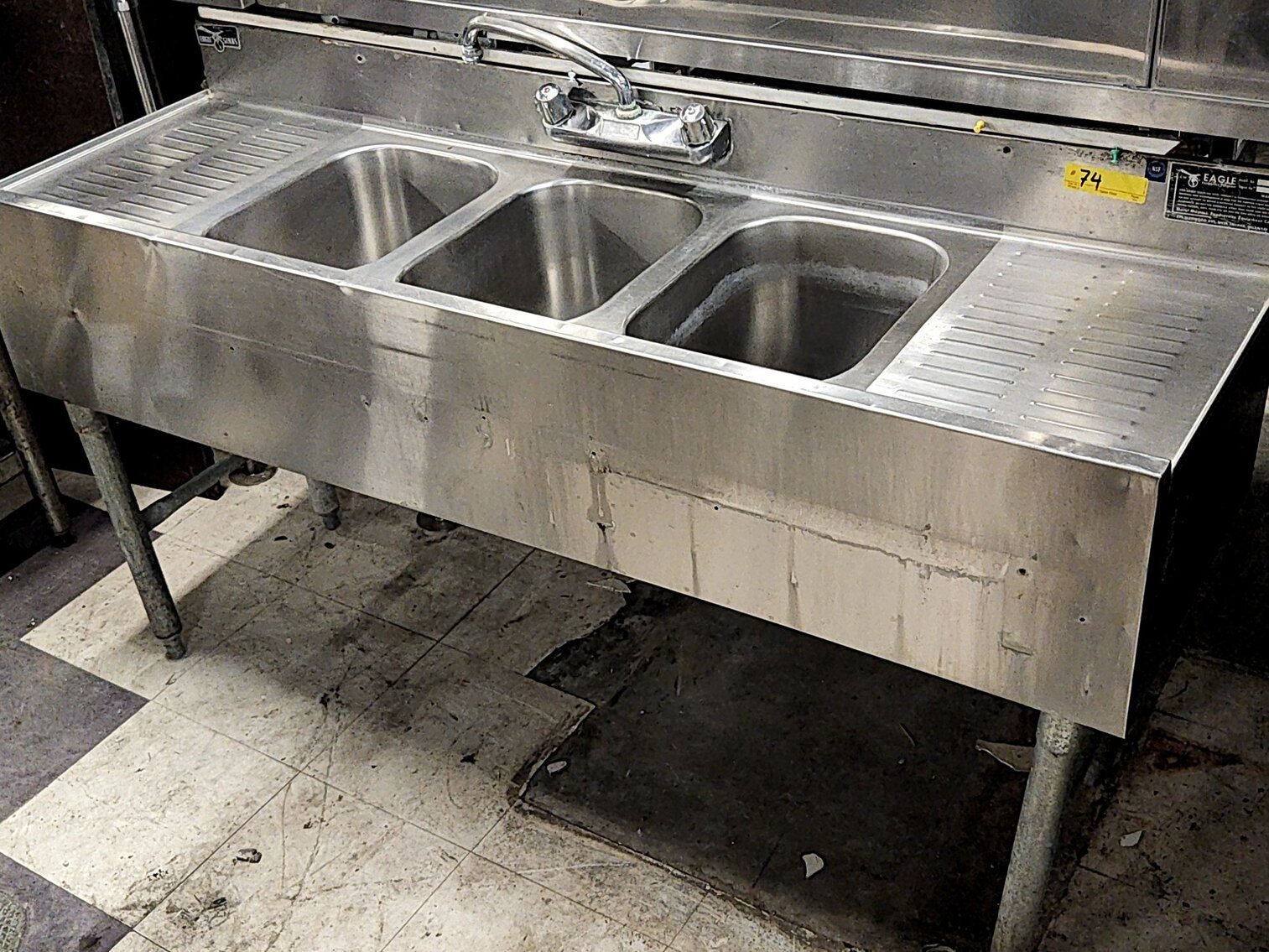 Image for Myrtle Beach, SC: Surplus Used Restaurant Equipment Auction with Box Truck & Lifts