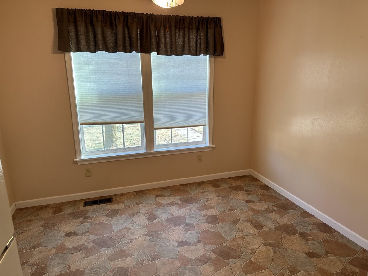 Image for Sac City Residential Home Online Only Auction!