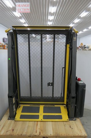 Image for Cold Springs Gallery #2004