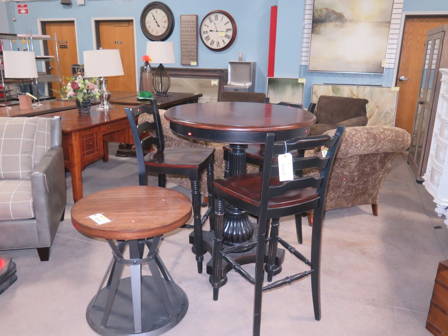 Image for Model Home Furniture/Decor, New Home Goods & More