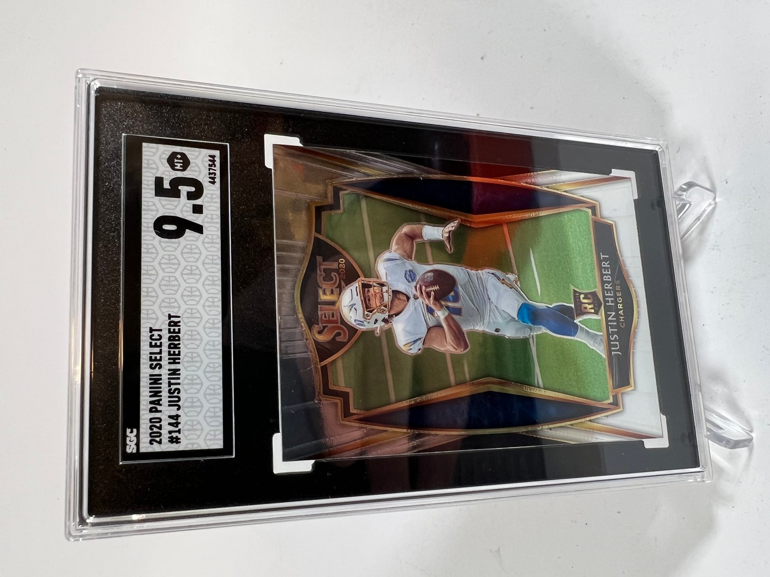 Image for ESTATE AUCTION - SPORTS CARDS, PURSES, ANTIQUES, KNIFES, ETC