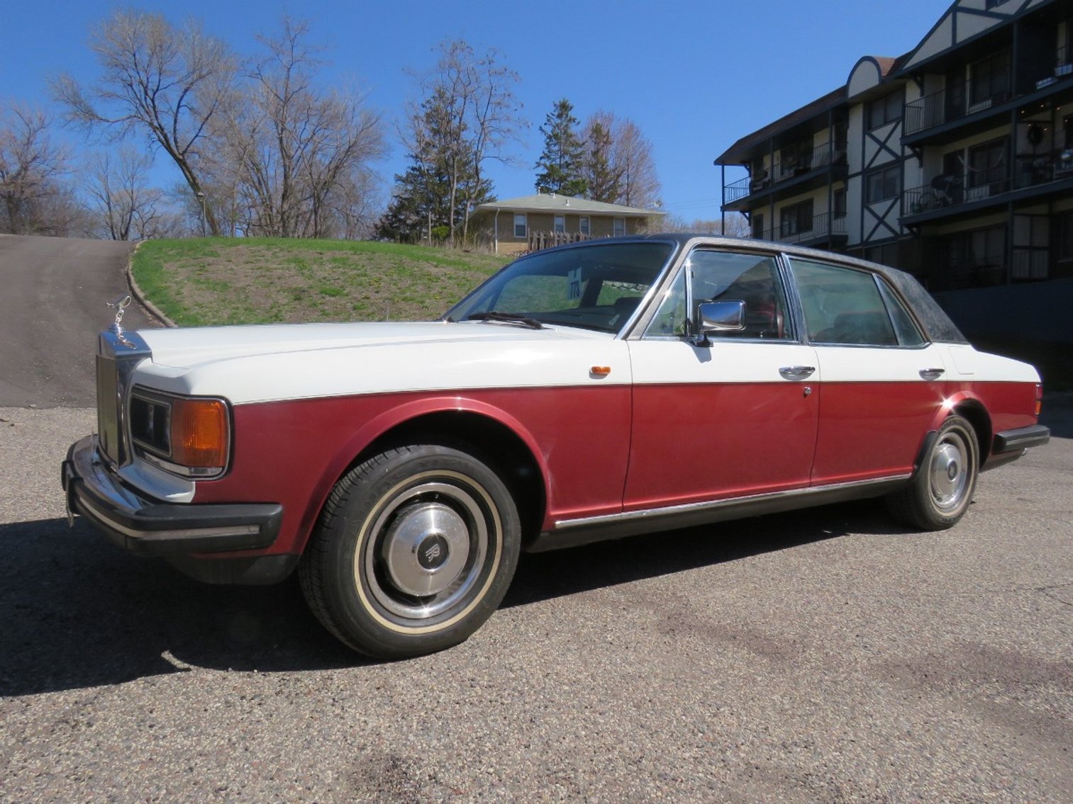 Image for Lawn/Snow Equipment, '82 Rolls Royce, '93 Mercedes, Vintage Cameras, Luxury Watches, Home Goods & More