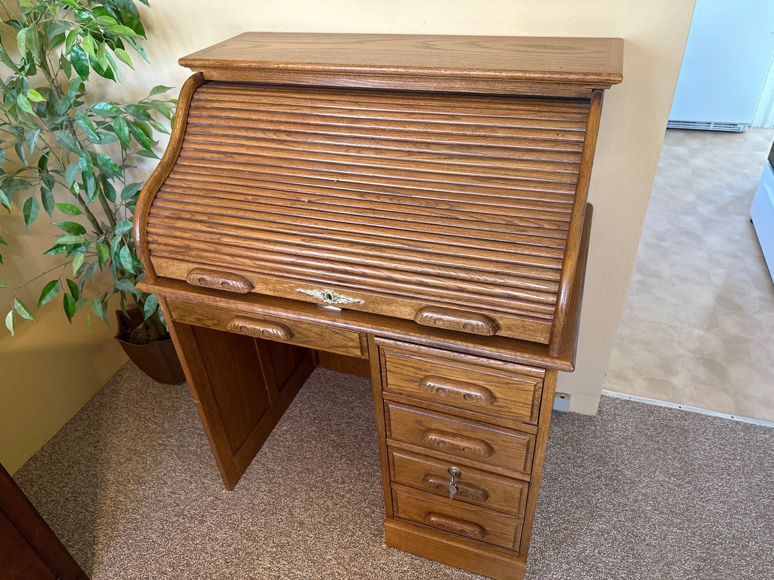 Image for Gloria Levin Estate Auction