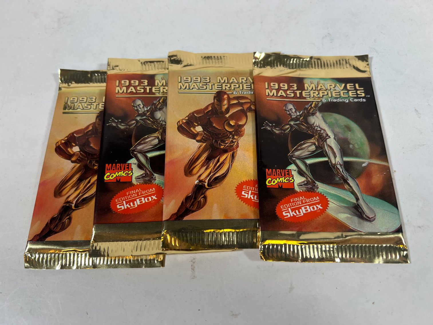 Image for COMICS & COLLECTIBLES - 400+ LOTS - ABSOLUTE