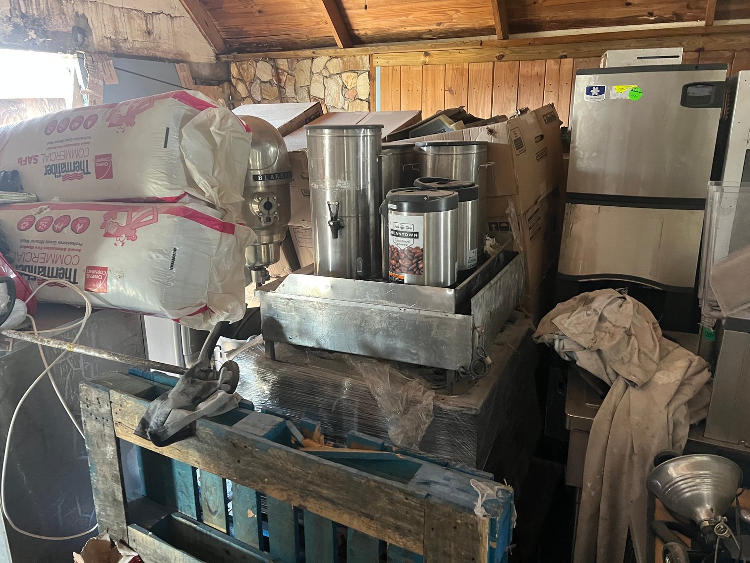 Image for RESTAURANT EQUIPMENT - ABSOLUTE AUCTION