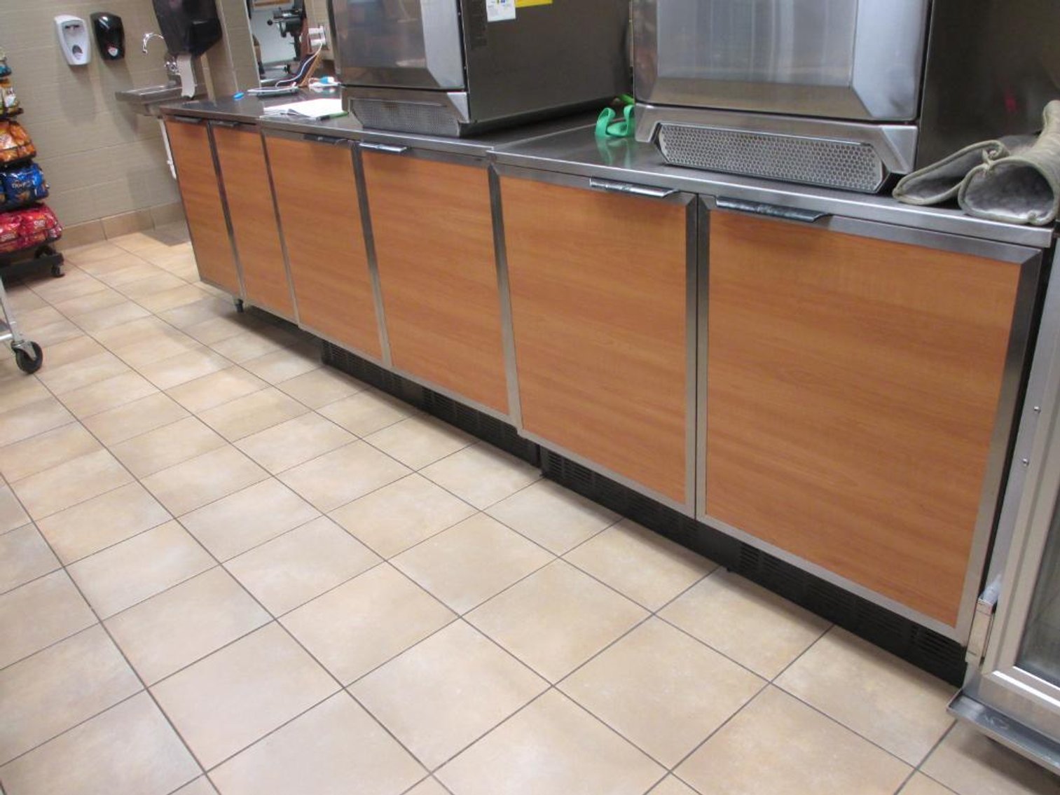 Image for Minneapolis, MN: Former Subway Restaurant Equipment