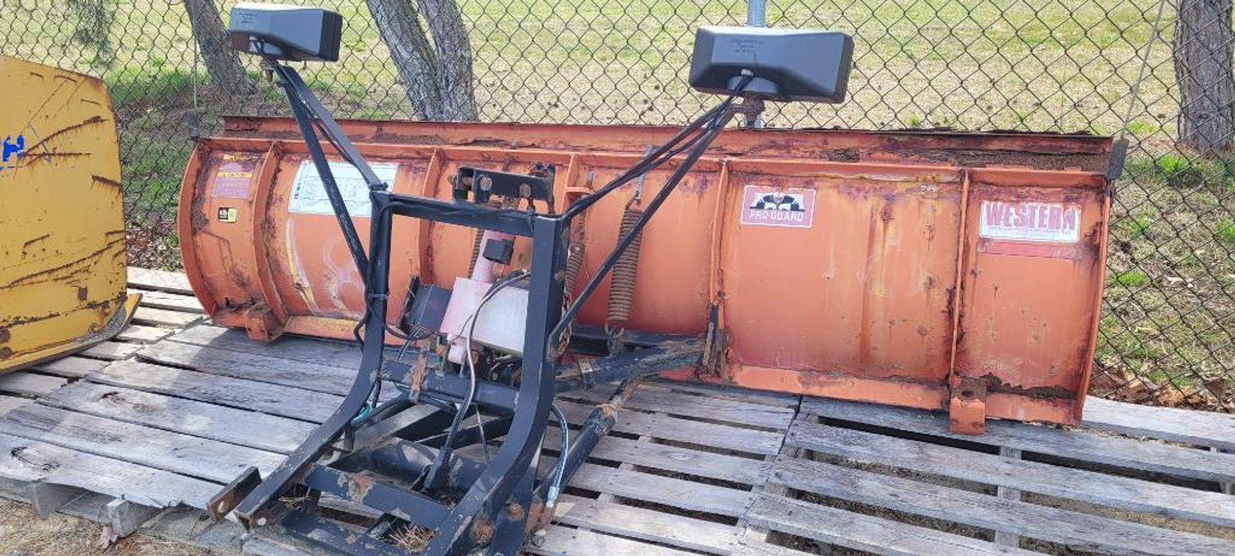 Image for Buena, NJ: Complete Sellout of Leafy Green Landscaping Company