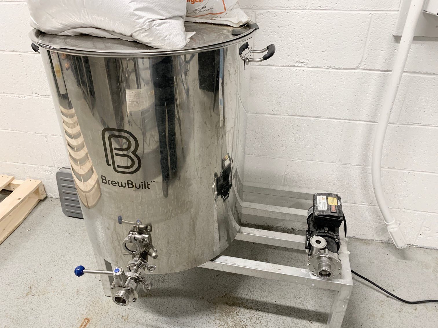 Image for Lilburn, GA: Online Auction of Blackbird Farms Brewery