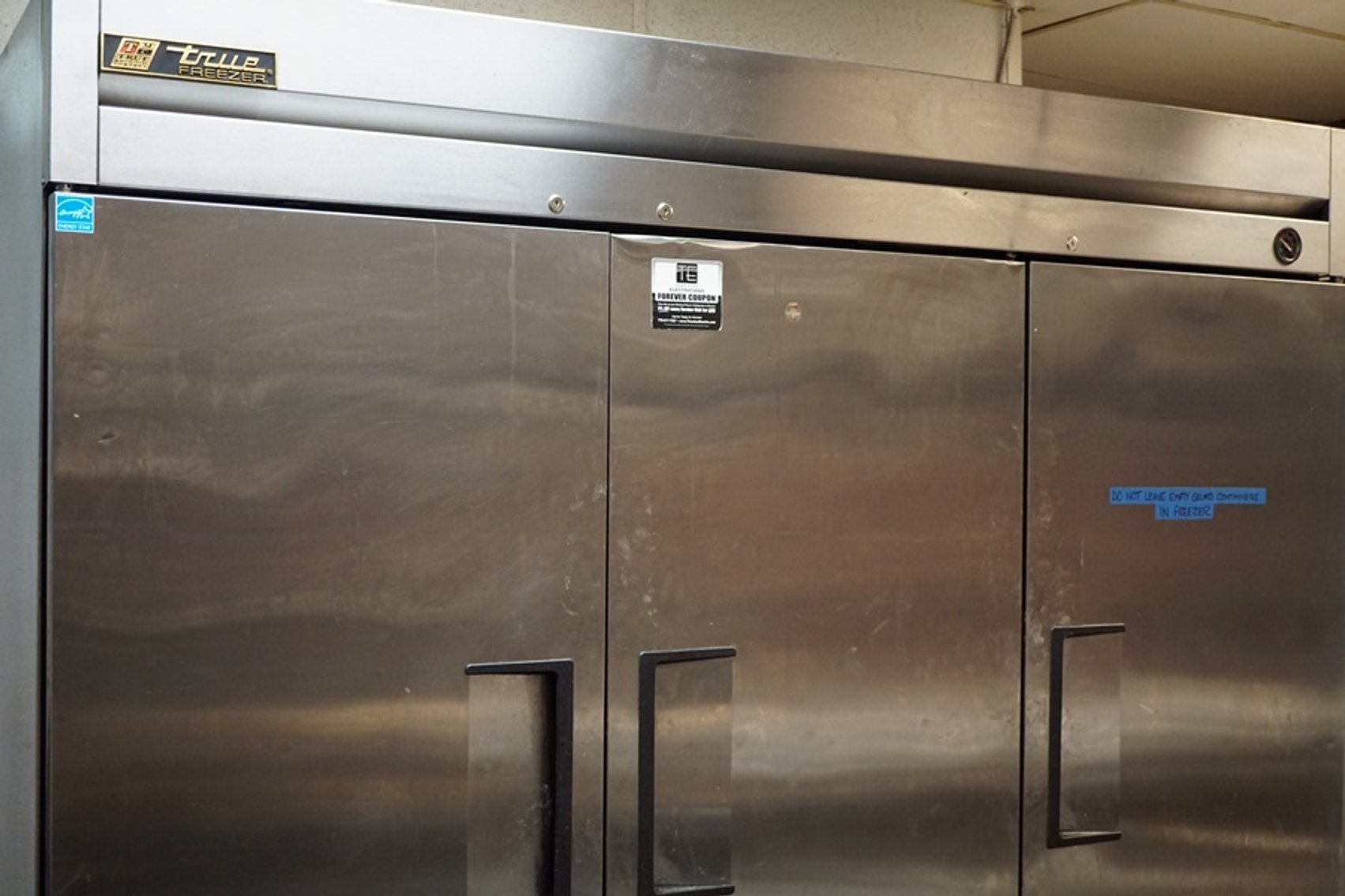 Image for Online Only Auction of Double Zero Napoletana Restaurant FF&E