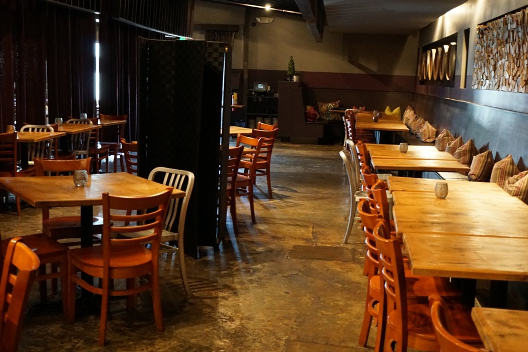 Image for Online Only Auction of Double Zero Napoletana Restaurant FF&E