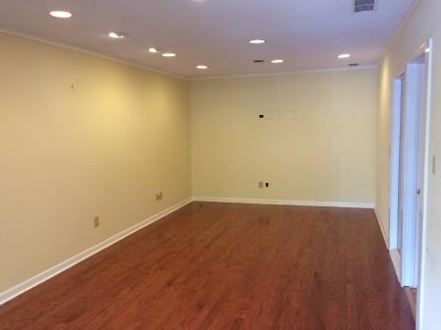 Image for 4 North Fulton Executive Square Office Condominiums in Roswell, GA 30076 (Fulton County)