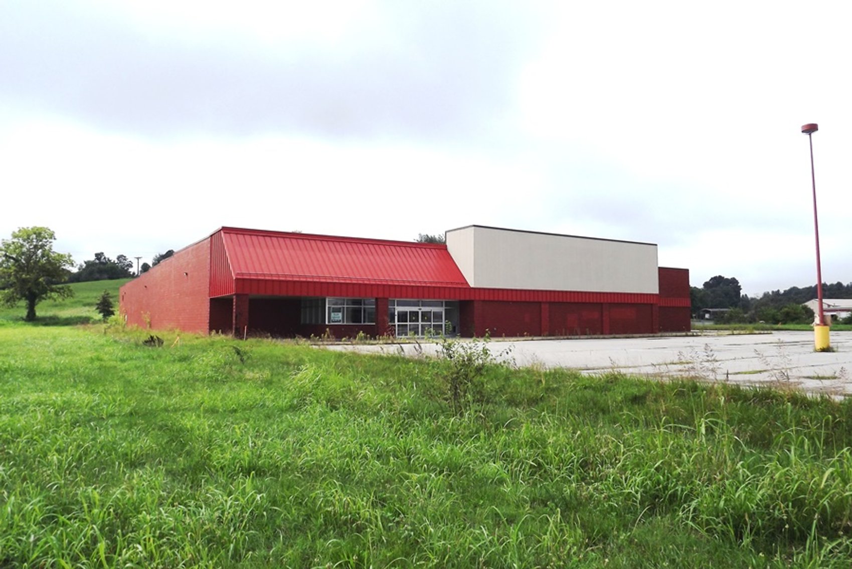 Image for 657 W Main Connector, Hodgenville KY 42748 (LaRue County)