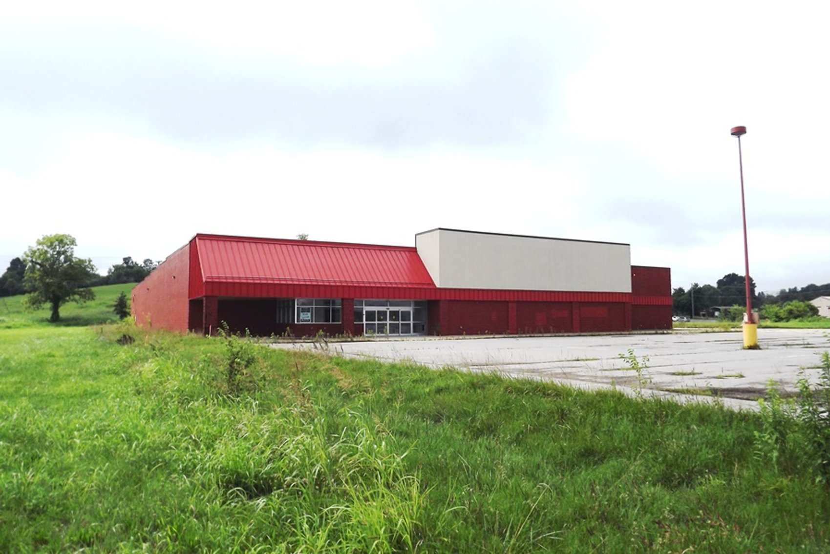 Image for 657 W Main Connector, Hodgenville KY 42748 (LaRue County)