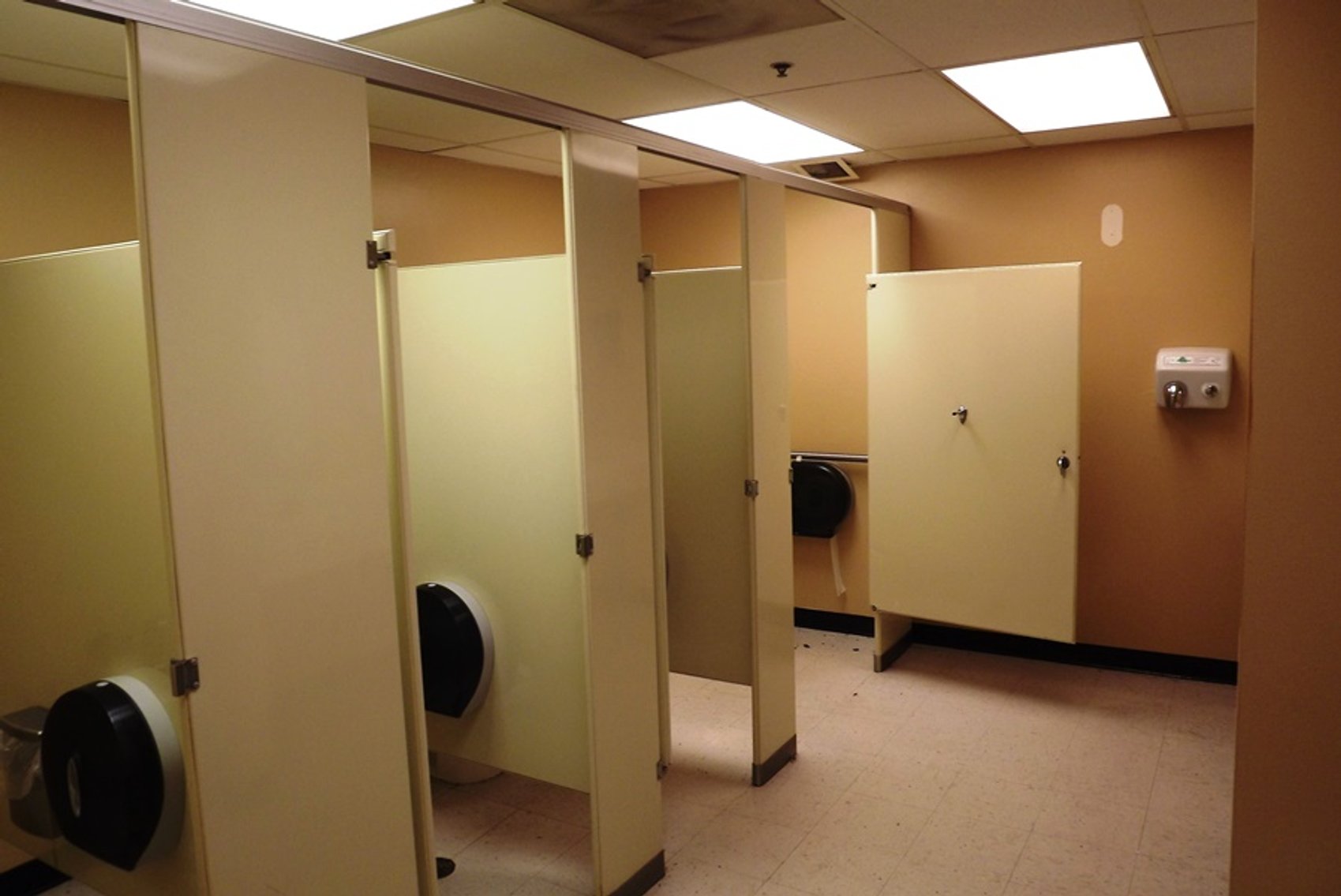 Image for 657 W Main Connector, Hodgenville KY 42748 (LaRue County)