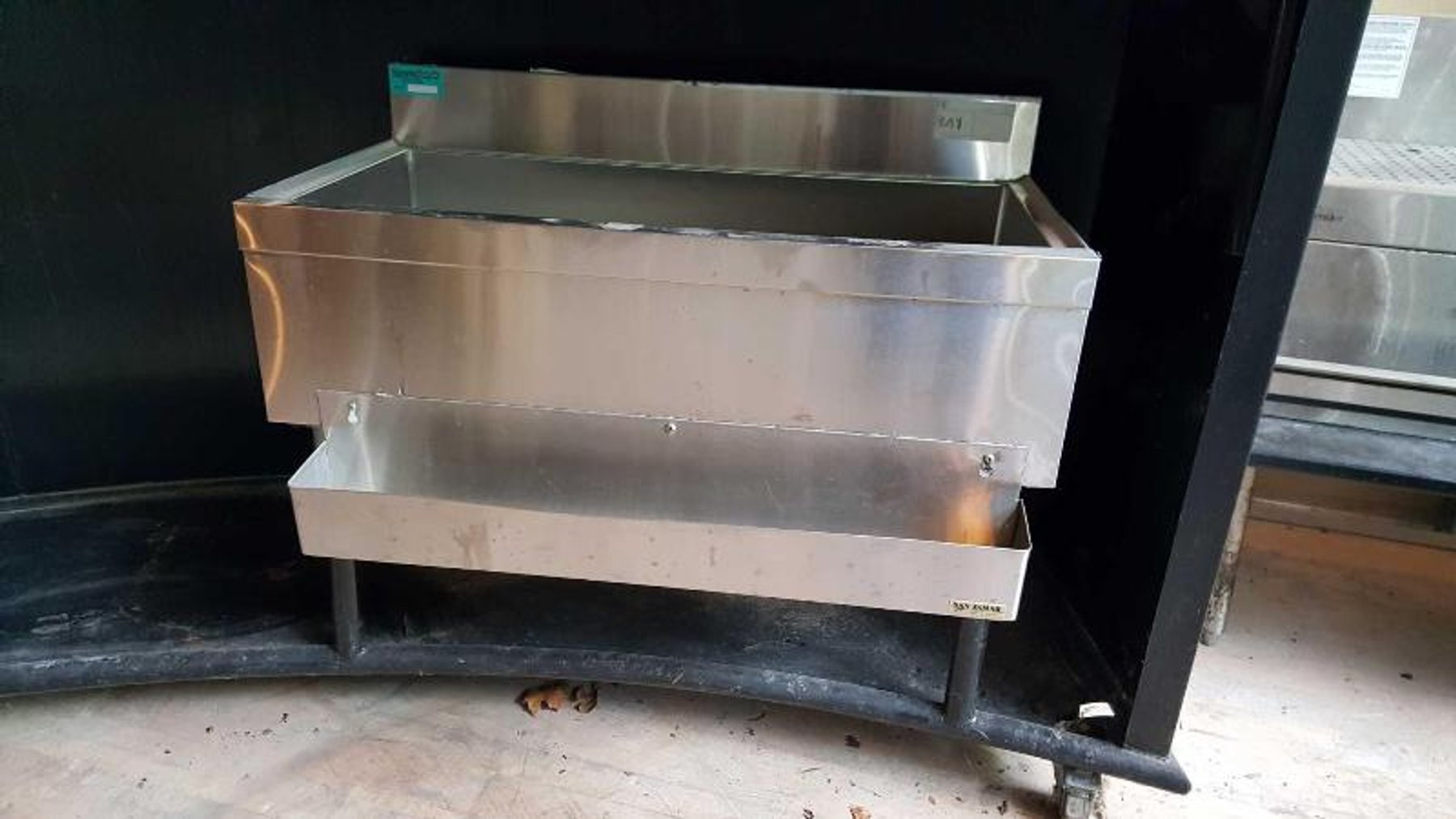 Image for Absolute Auction of Midtown Restaurant FF&E