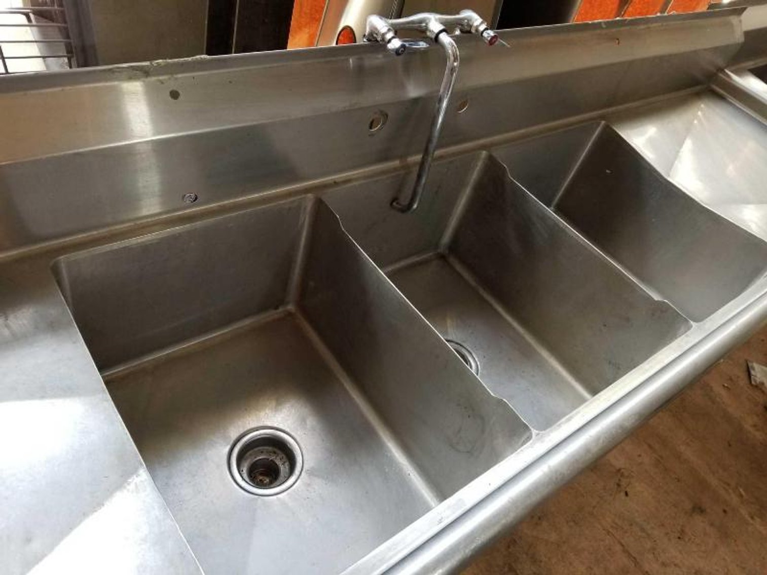 Image for Absolute Auction of Midtown Restaurant FF&E