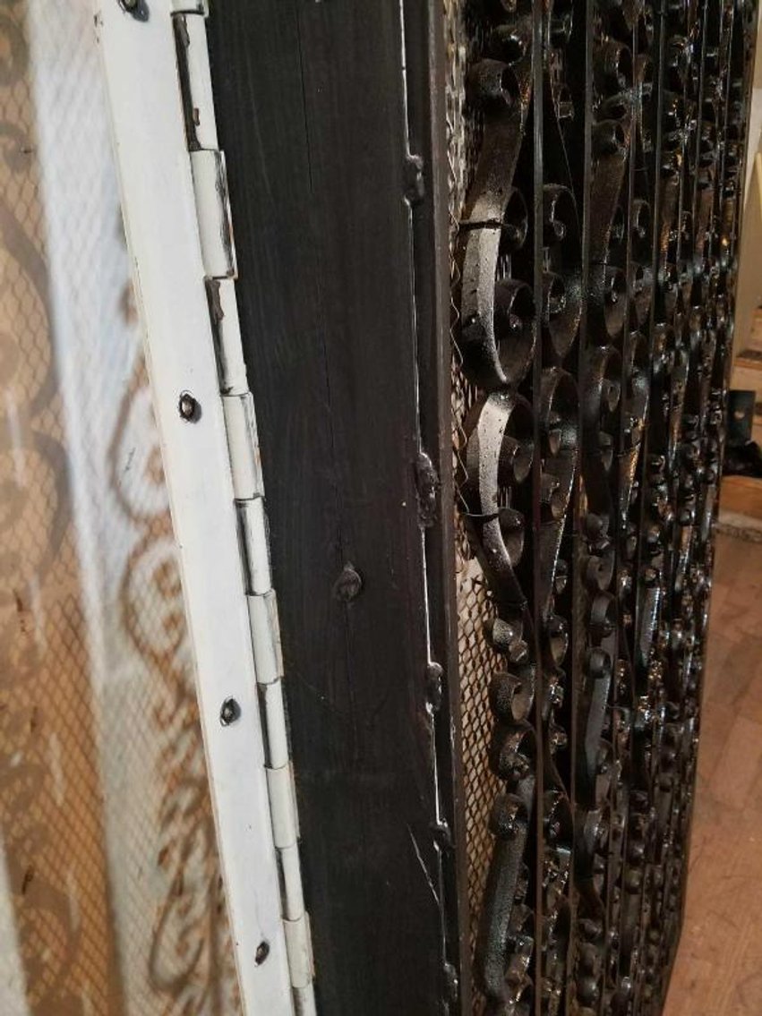 Image for Absolute Auction of Midtown Restaurant FF&E