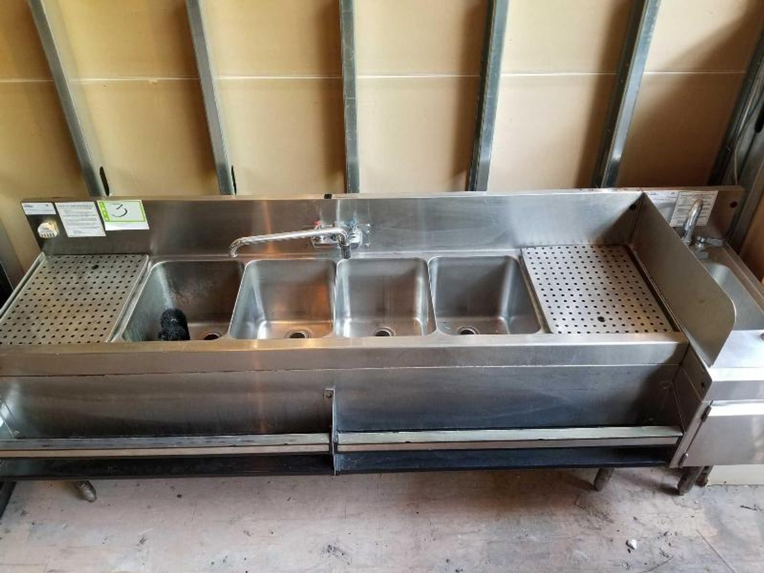 Image for Absolute Auction of Midtown Restaurant FF&E