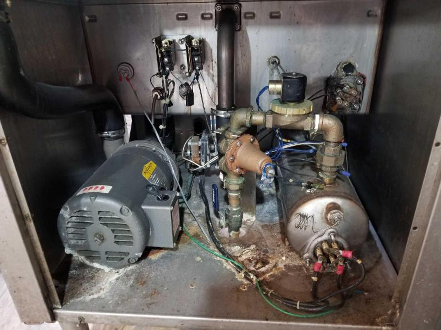 Image for Absolute Auction of Midtown Restaurant FF&E