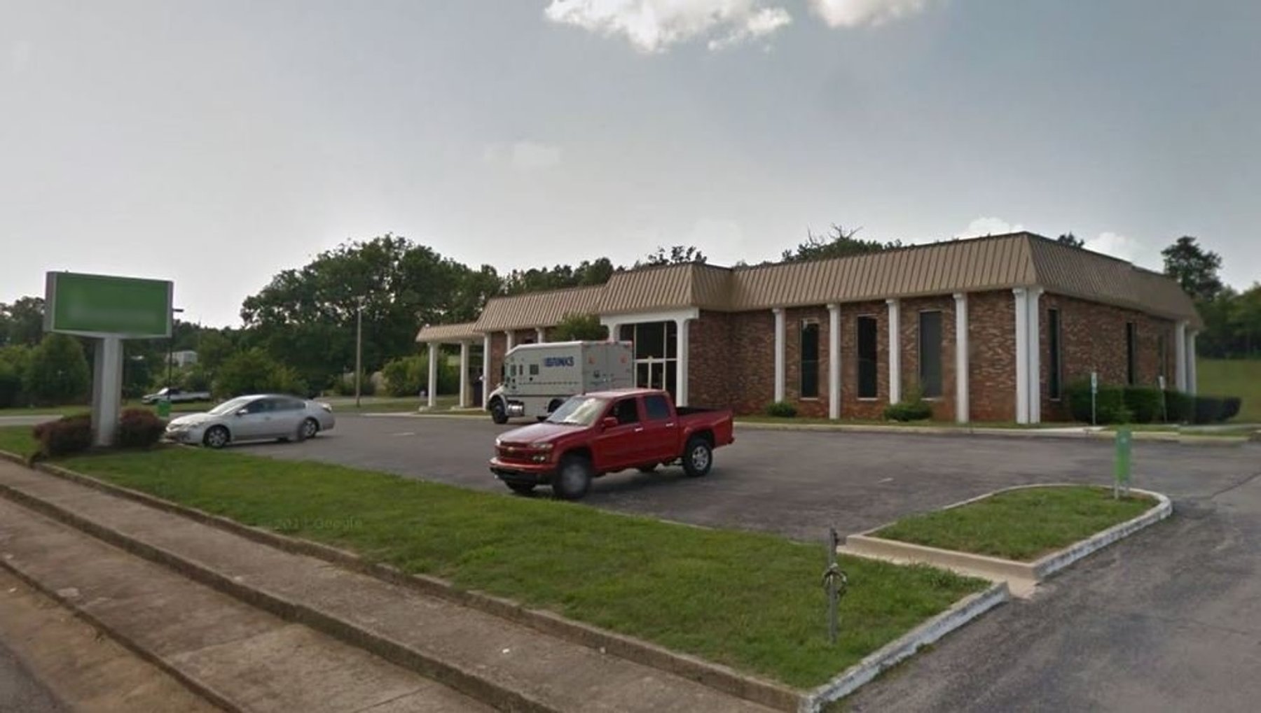 Image for 6,585± SF Former Bank Branch at 202 W Main St., Byrdstown, TN 38549 (Pickett County)