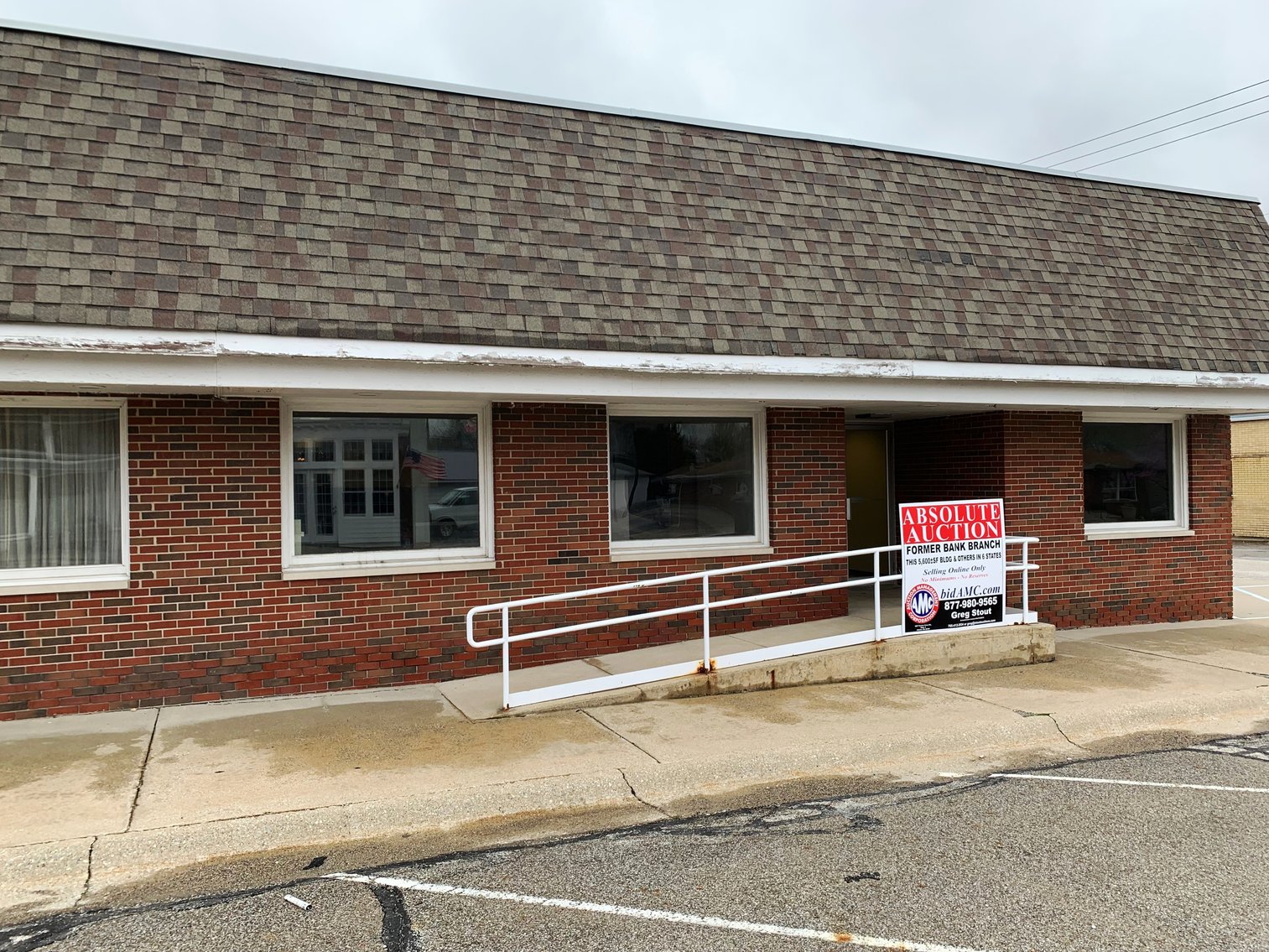 Image for REMOVED FROM AUCTION 5,600± SF Former Bank Branch at 15 S Ohio St., Remington, IN 47977 (Jasper County)