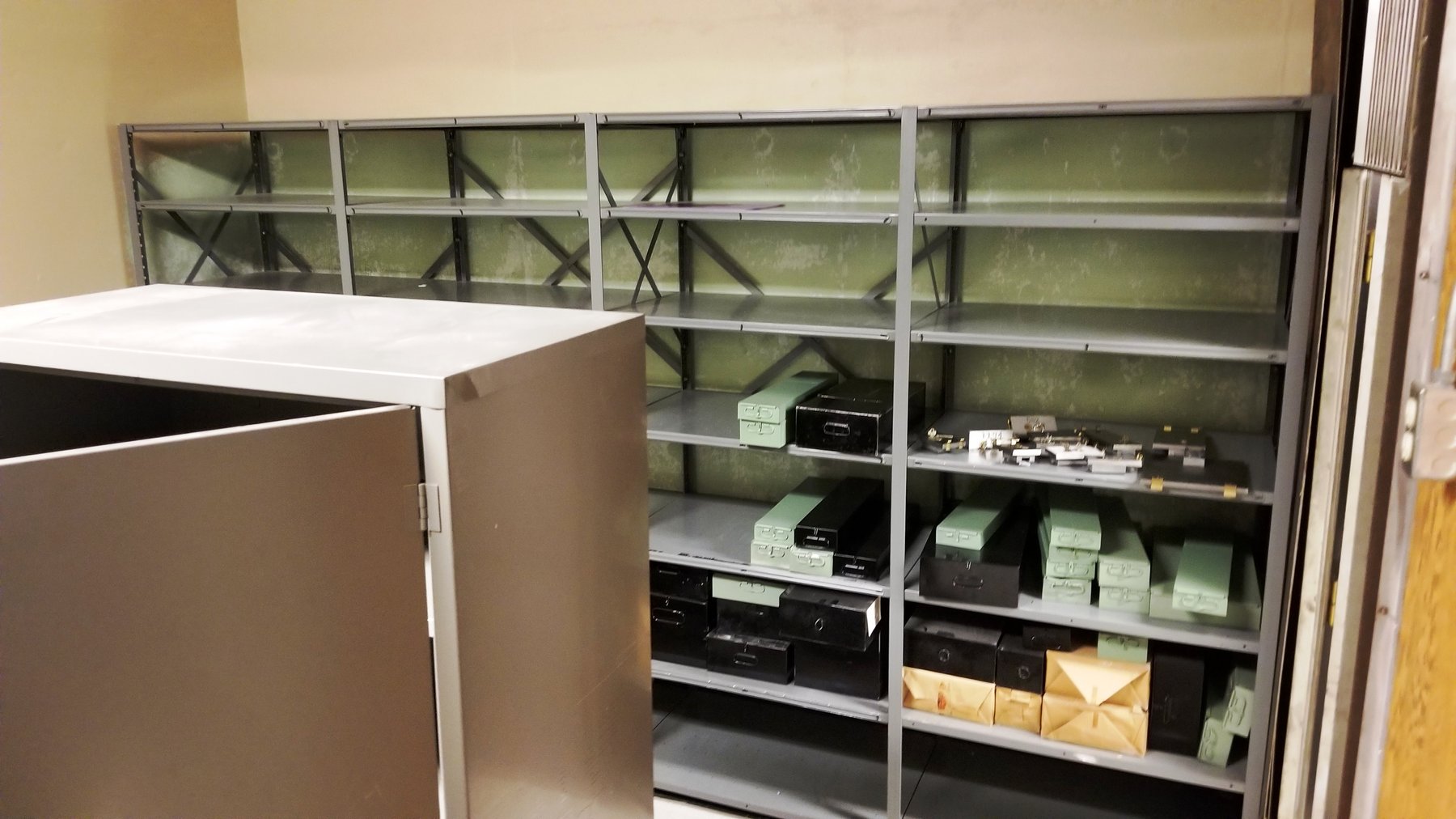 Image for 22,353± SF Former Bank Branch at 333 W Broad Ave., Albany, GA 31701 (Dougherty County)