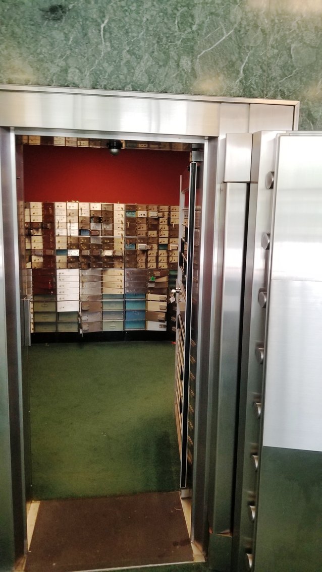 Image for 6,585± SF Former Bank Branch at 202 W Main St., Byrdstown, TN 38549 (Pickett County)