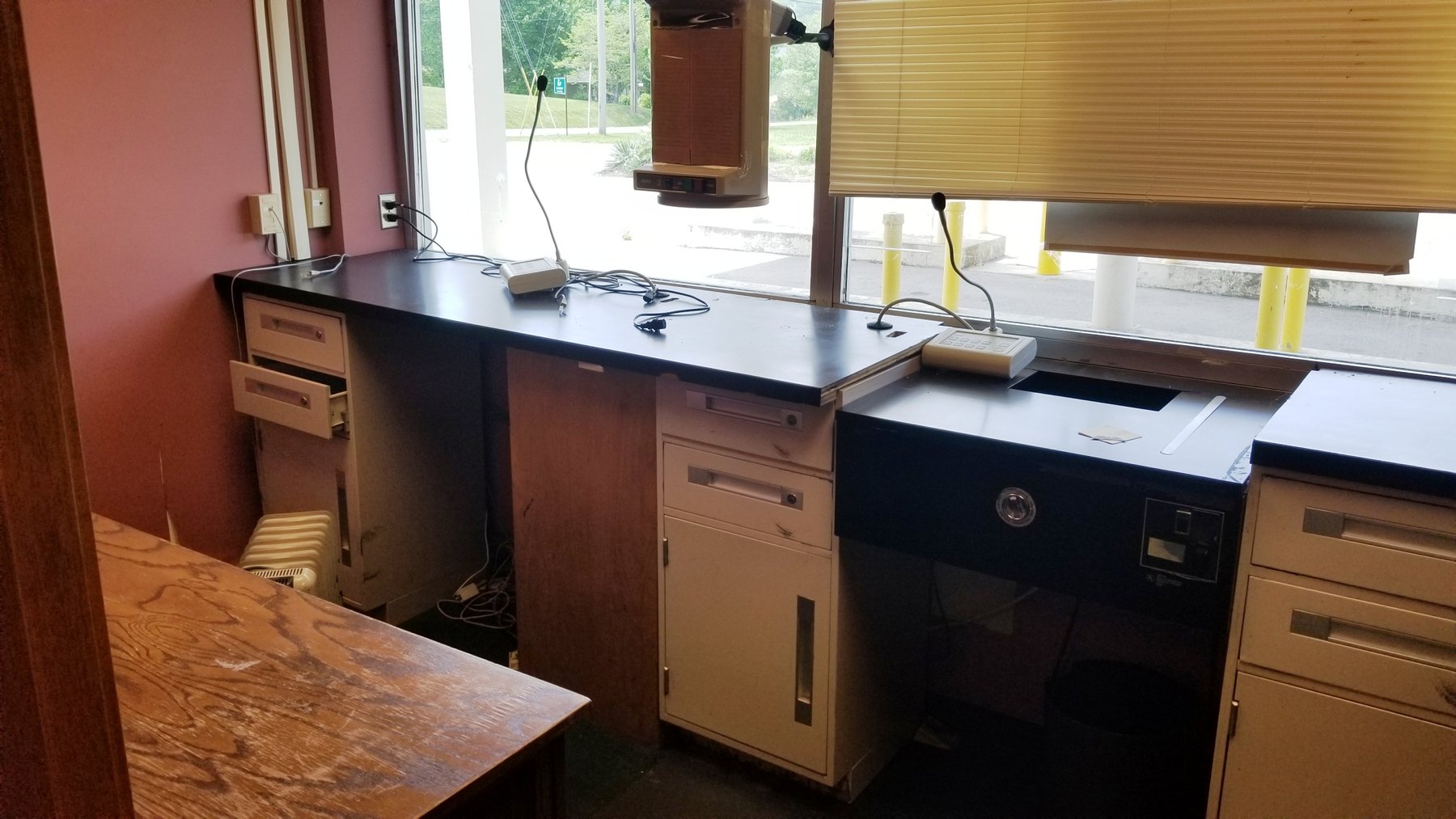 Image for 6,585± SF Former Bank Branch at 202 W Main St., Byrdstown, TN 38549 (Pickett County)