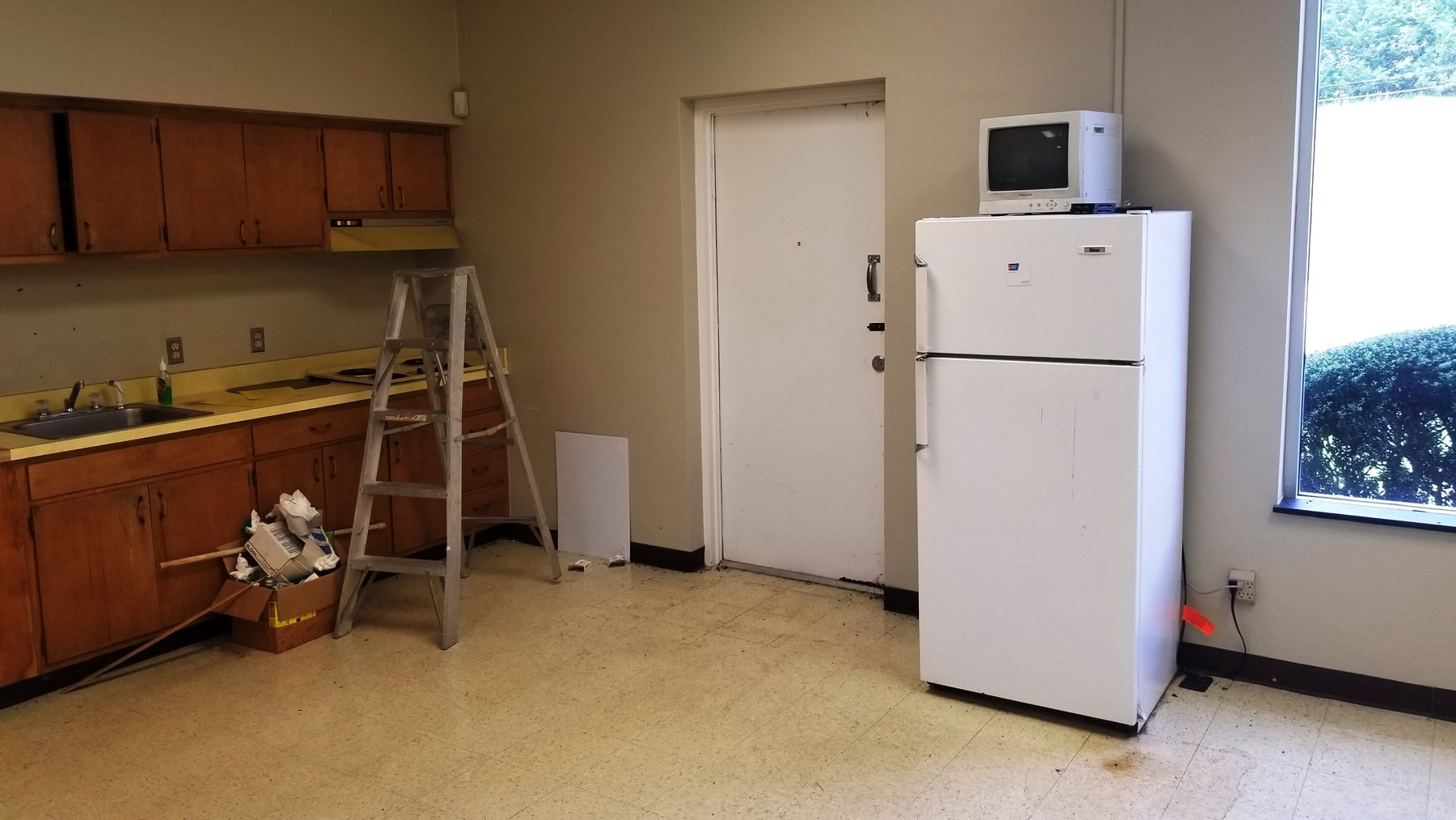 Image for 6,585± SF Former Bank Branch at 202 W Main St., Byrdstown, TN 38549 (Pickett County)