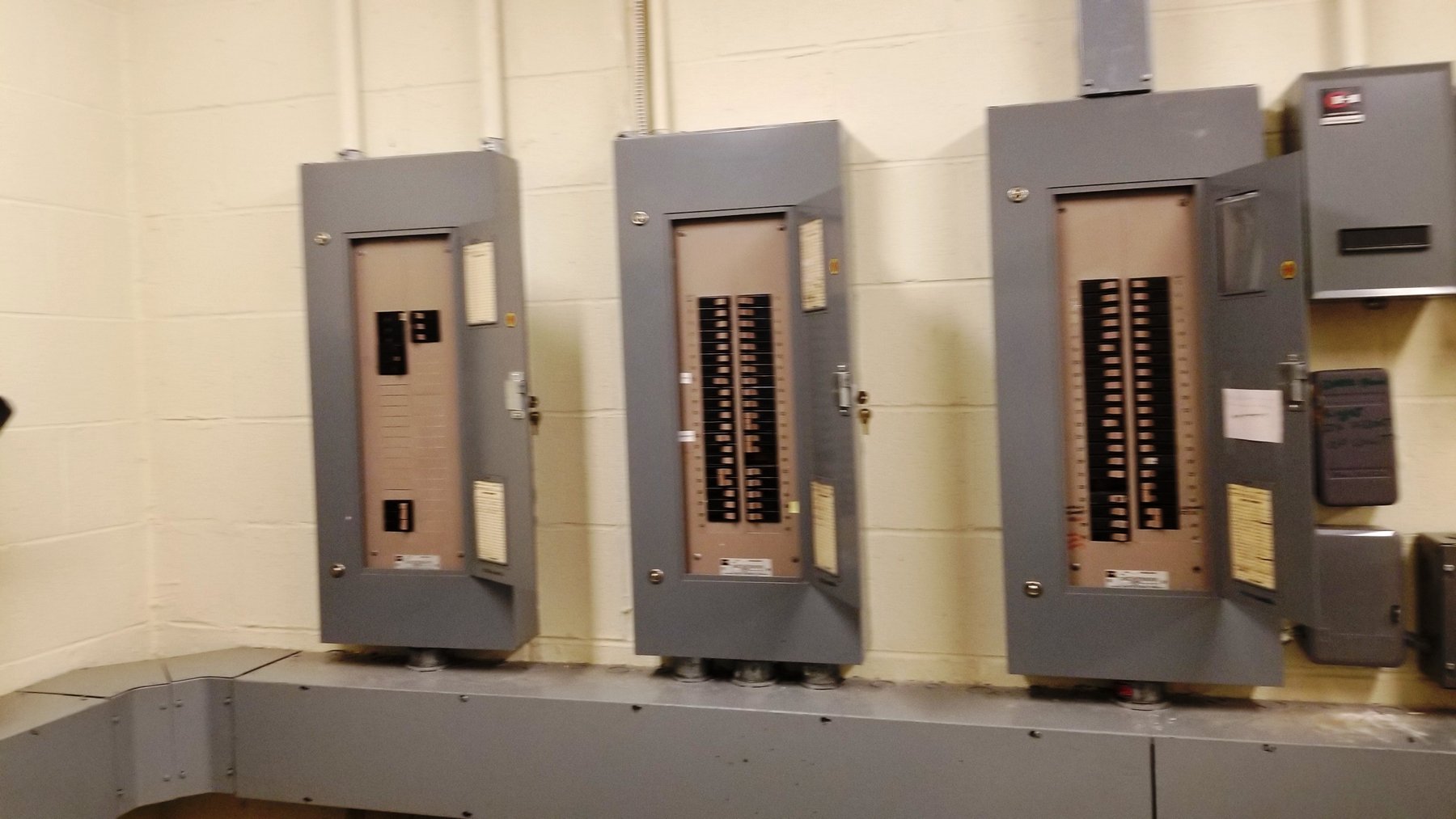 Image for 6,585± SF Former Bank Branch at 202 W Main St., Byrdstown, TN 38549 (Pickett County)