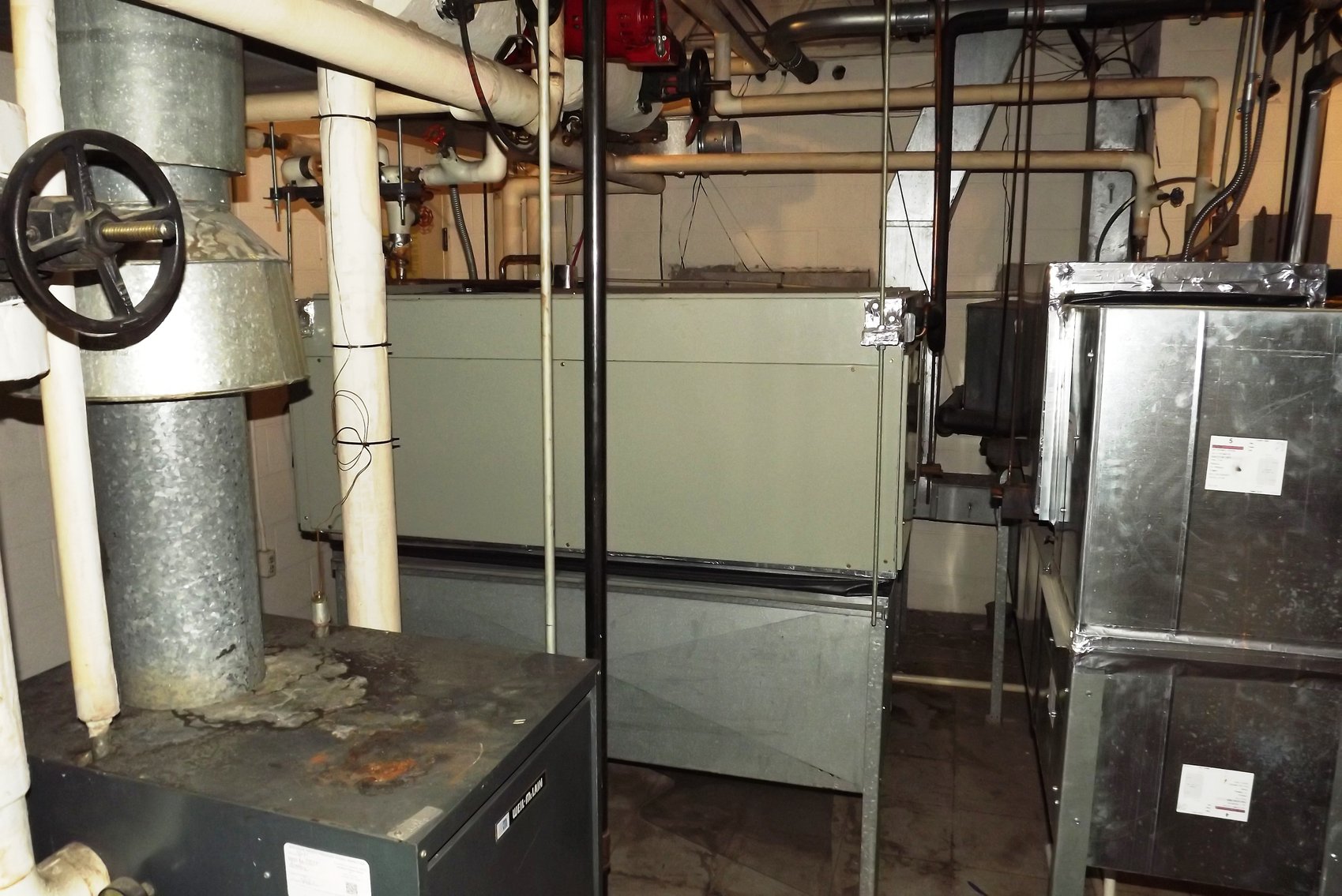 Image for 10,401±SF Footprint Former Bank Branch at 117 N 7th St., Mayfield, KY 42066 (Graves County)