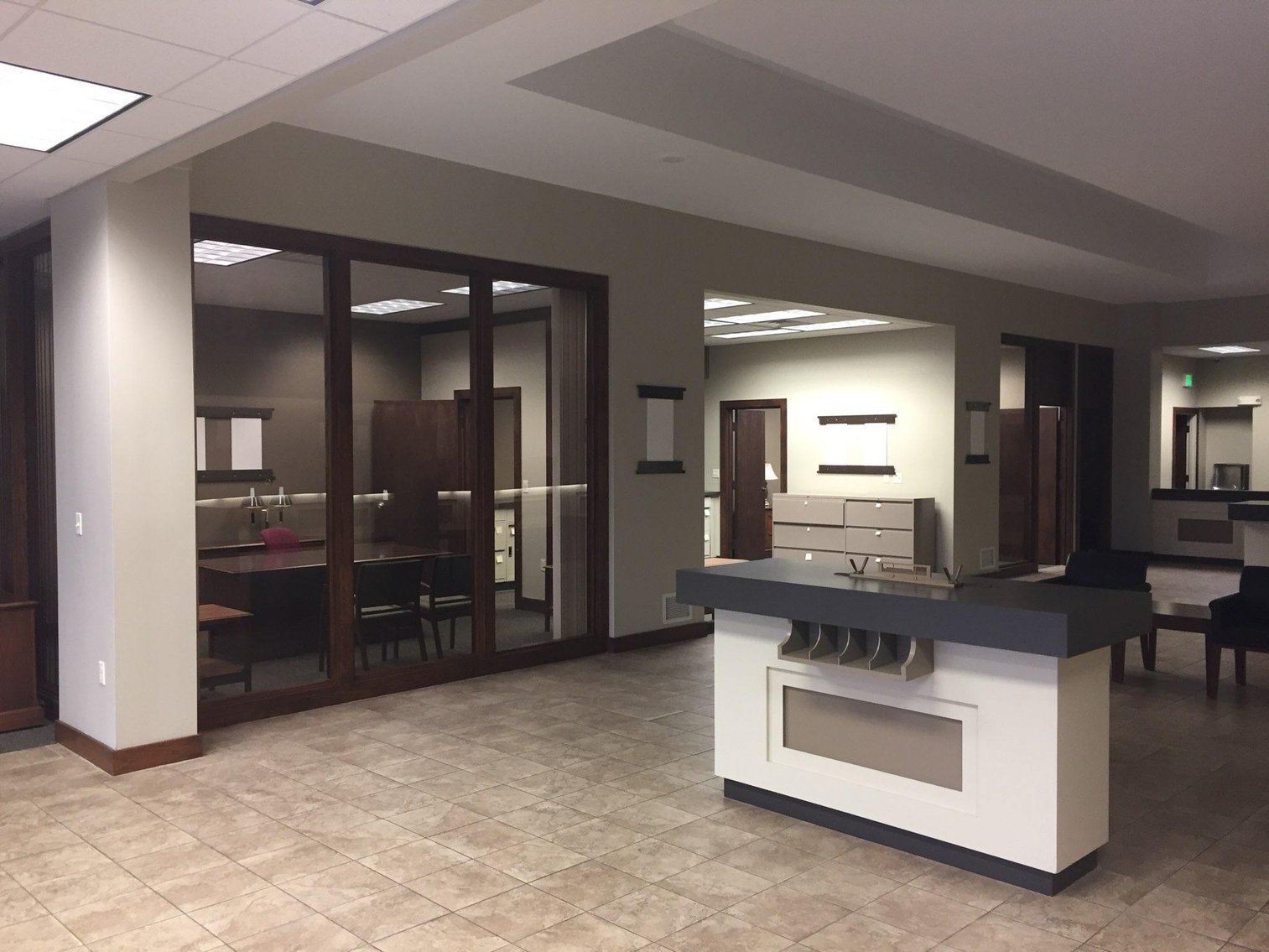 Image for 10,401±SF Footprint Former Bank Branch at 117 N 7th St., Mayfield, KY 42066 (Graves County)