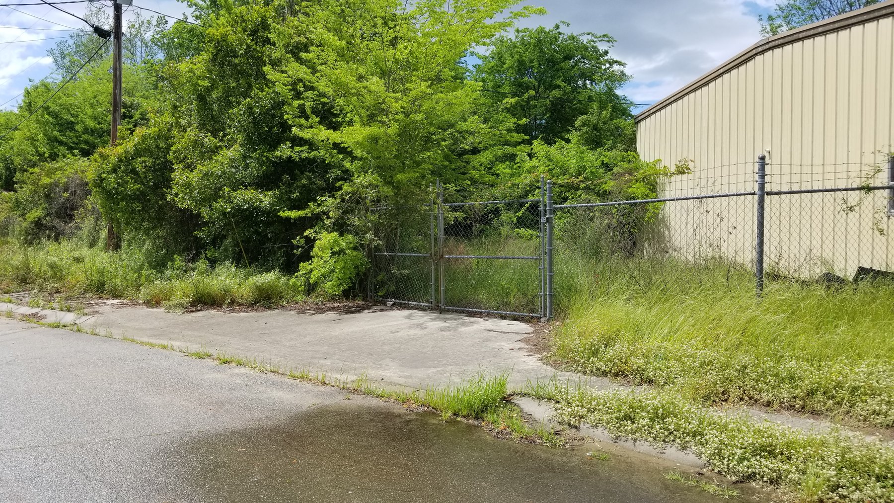 Image for #107: Former Body Shop on .75± Acre Lot at 121 Drayton Alley, Montezuma GA 31063 (Macon County)