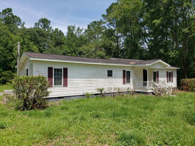 Image for Absolute Auction of Homes in Winnsboro & Loris, SC