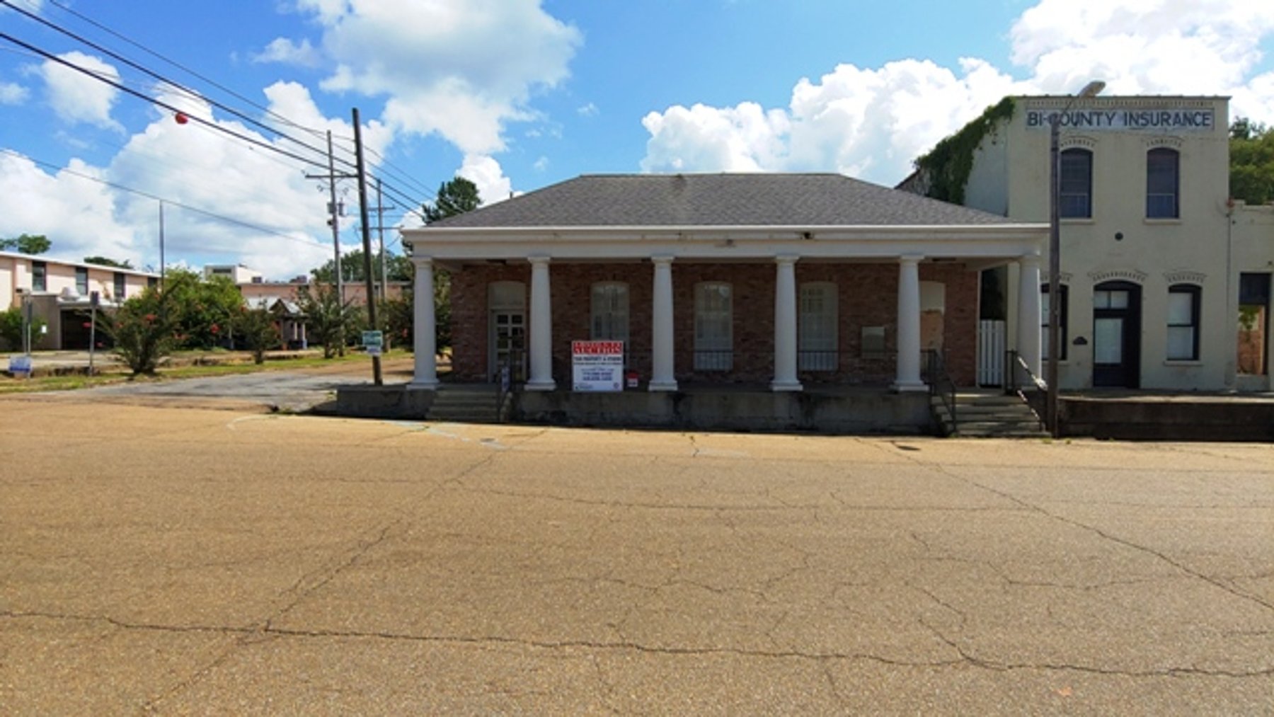 Image for 3,871±SF Former Bank Branch on .16± Acre at 162 W Main St, Centreville, MS 39631 (Wilkinson County)