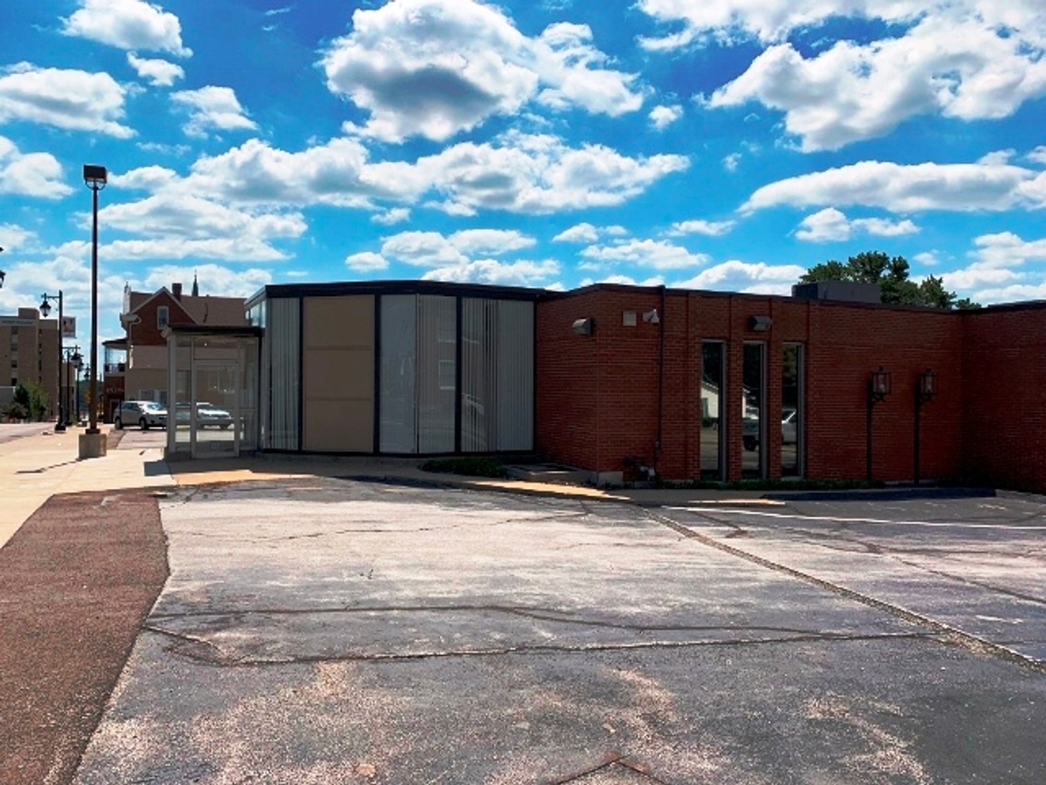 Image for 4,446±SF Former Bank Branch on 1.45± Acres at 423 1st Capitol Dr, St Charles, MO 63301 (St Charles County)