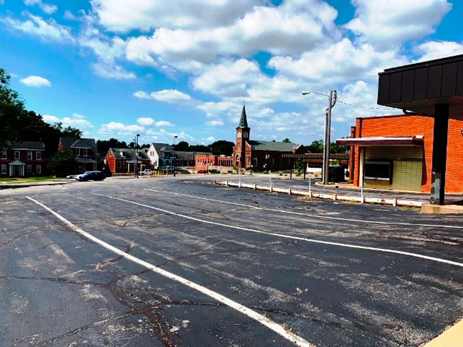 Image for 4,446±SF Former Bank Branch on 1.45± Acres at 423 1st Capitol Dr, St Charles, MO 63301 (St Charles County)