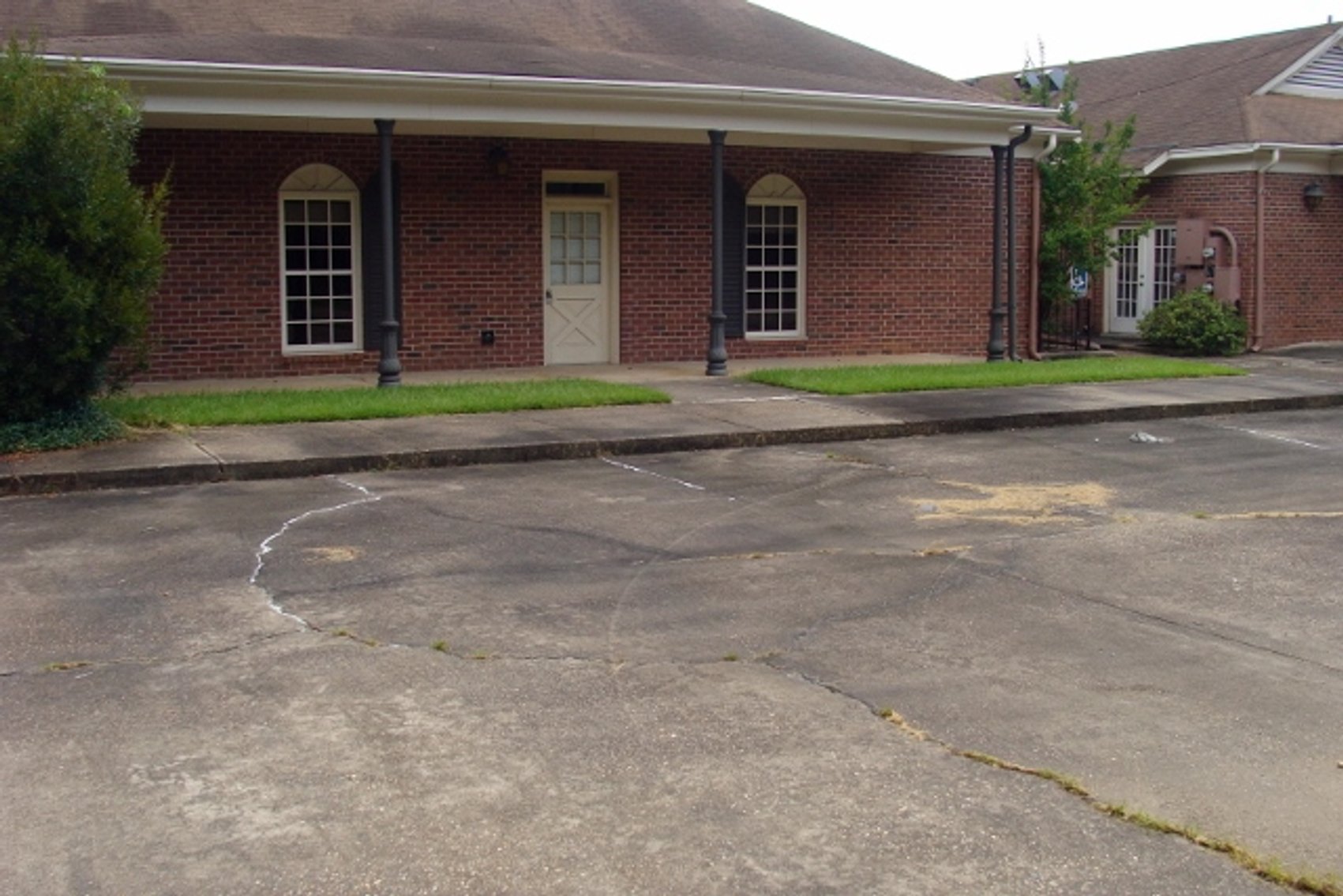 Image for 8,174±SF Former Bank Branch on 2.8± Acres at 911 W Main St. Homer, LA 71040 (Claiborne Parish)