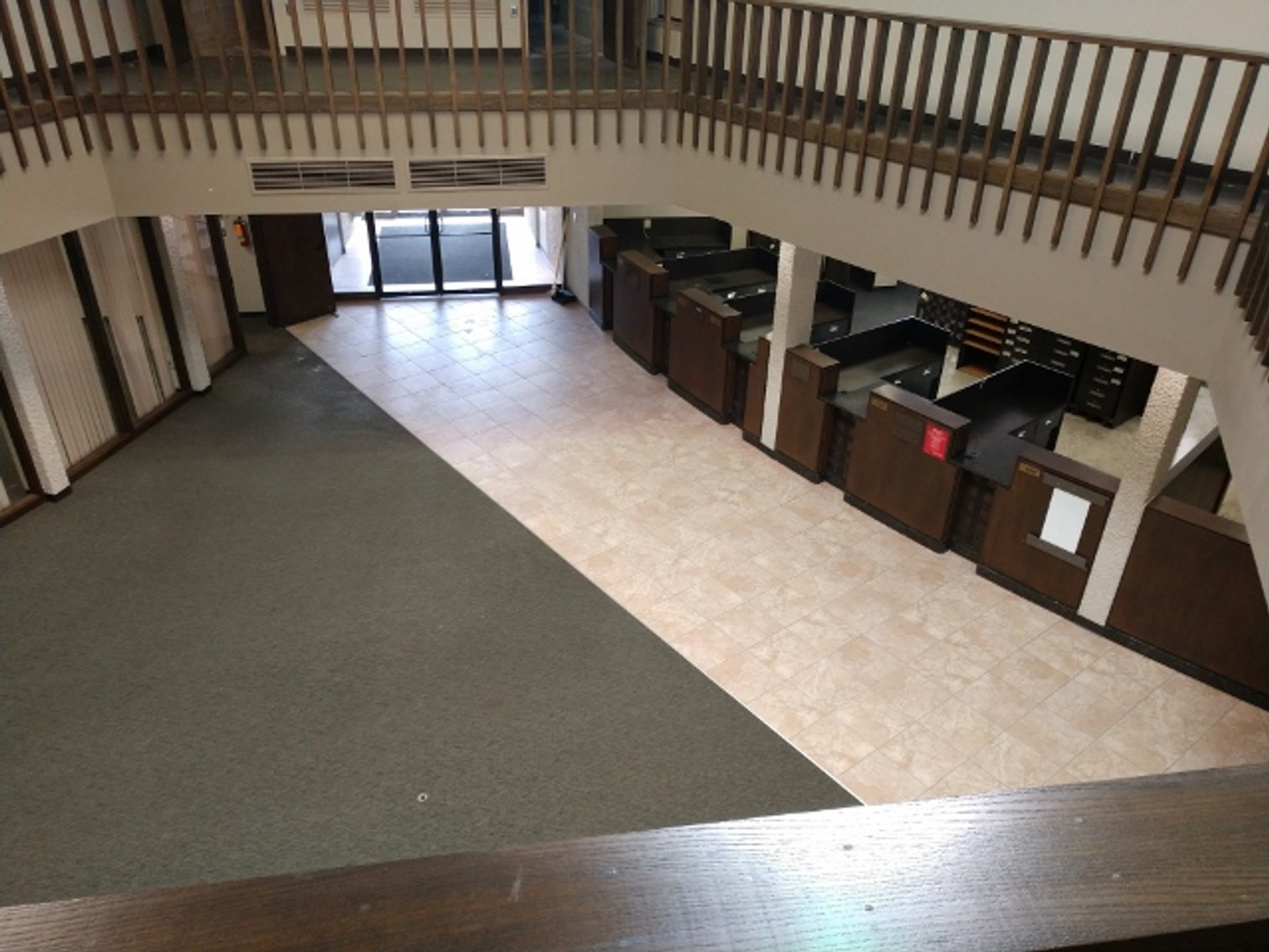 Image for 8,573±SF Former Bank Branch on 2.5± Acres at 2532 Crossroads Blvd, Waterloo, IA 50702 (Black Hawk County)