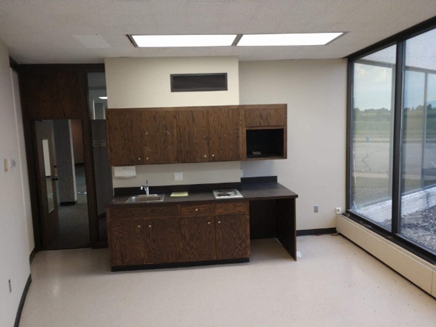 Image for 8,573±SF Former Bank Branch on 2.5± Acres at 2532 Crossroads Blvd, Waterloo, IA 50702 (Black Hawk County)